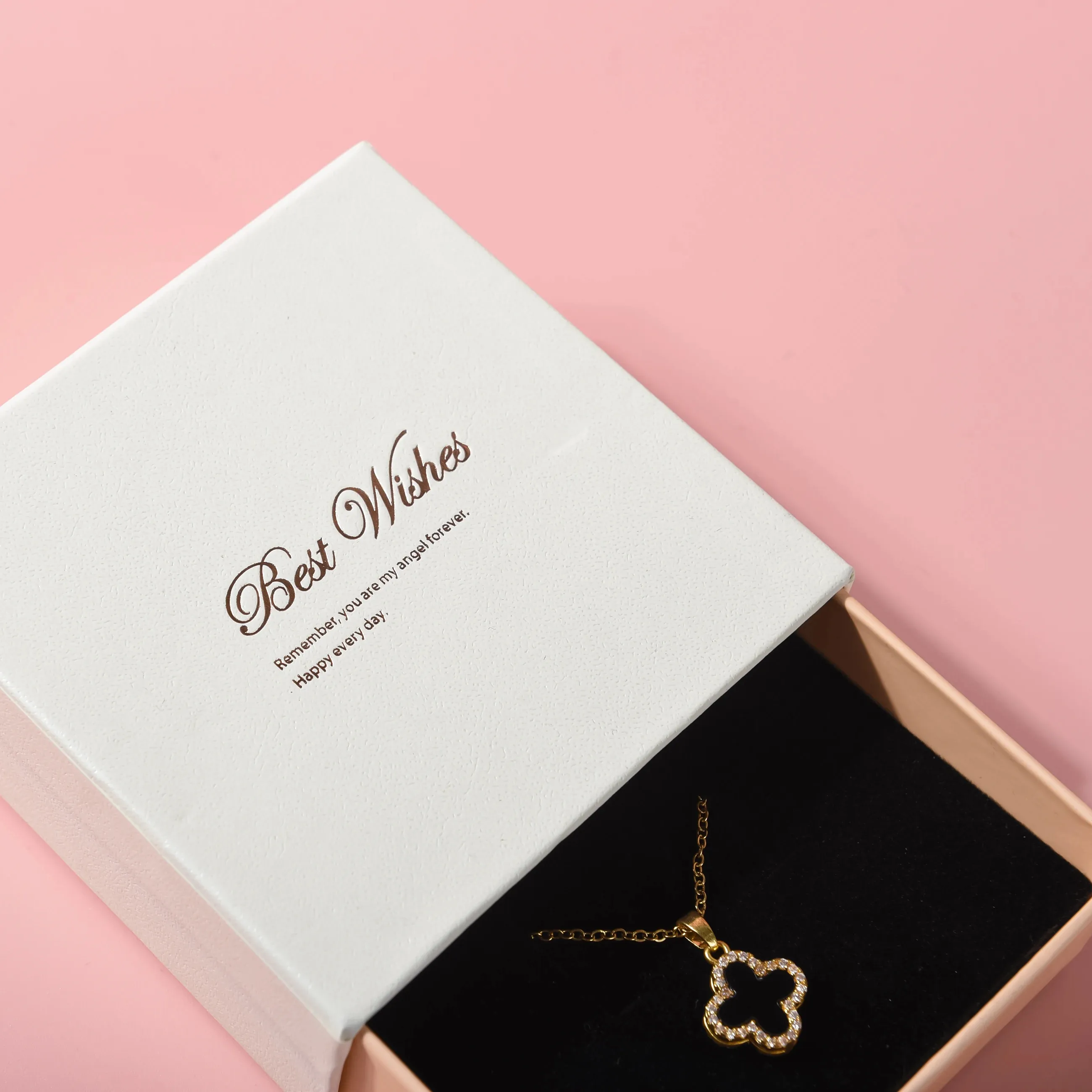 Emballage de boîtes de bijoux de collier de bracelet en papier de carton blanc de luxe avec logo personnalisé