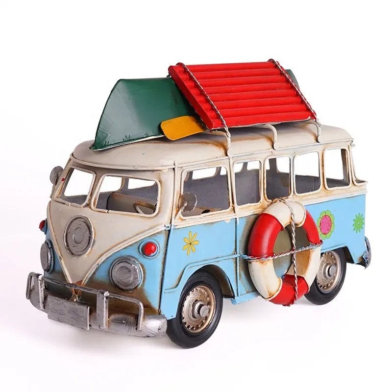 Ferro Retro Bus Figurine del Bus del Metallo del Modello Vintage Beach Bus Miniature Con Skateboard Bar A Casa Ofifice Decorazione Del Mestiere Per I Bambini regalo
