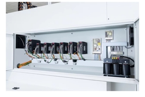Torno de troncos para carpintería multiusos 3 en 1, enrutador CNC de 5 ejes, máquina alimentadora CNC de alta eficiencia para carpintería - Product Image 5