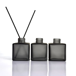 Kapaklar ve kutu ile 50ml 100ml 150ml 200ml boş kamışlı cam oda kokusu şişe - Product Image 5