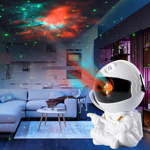迷你宇航员星云夜灯，带发光二极管源星空气氛灯，用于卧室遥控白色灯罩