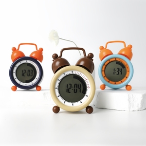 Neuer multifunktion aler Desktop-Wecker für Kinder Student Digital anzeige Kleiner Tisch <span class=keywords><strong>LCD</strong></span> Quarzuhr