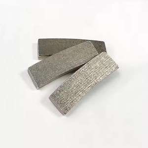 Segmento de diamante de calidad superior para broca de núcleo Segmento de herramienta de diamante de corona para bloque de ladrillo de piedra de mármol de granito - Product Image 2