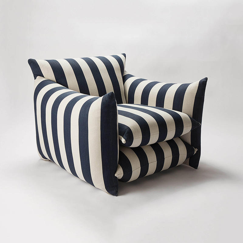 Rayas azules y blancas