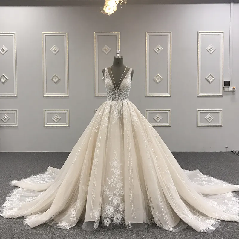 सुपर फैशनेबल Beading के फीता वी गर्दन लंबी नाशपाती क्लासिक शादी के कपड़े तुर्की इस्तांबुल के साथ ब्राइडल गाउन