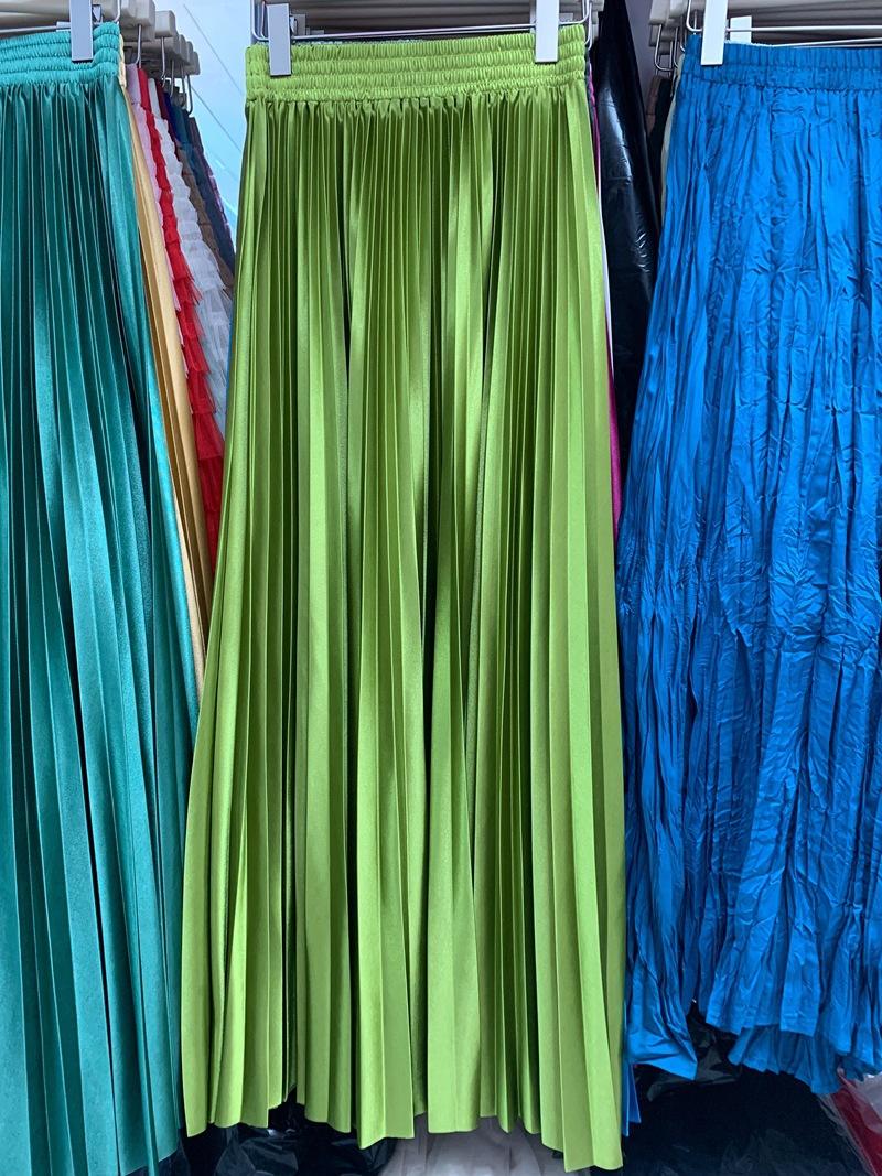 สีเขียว