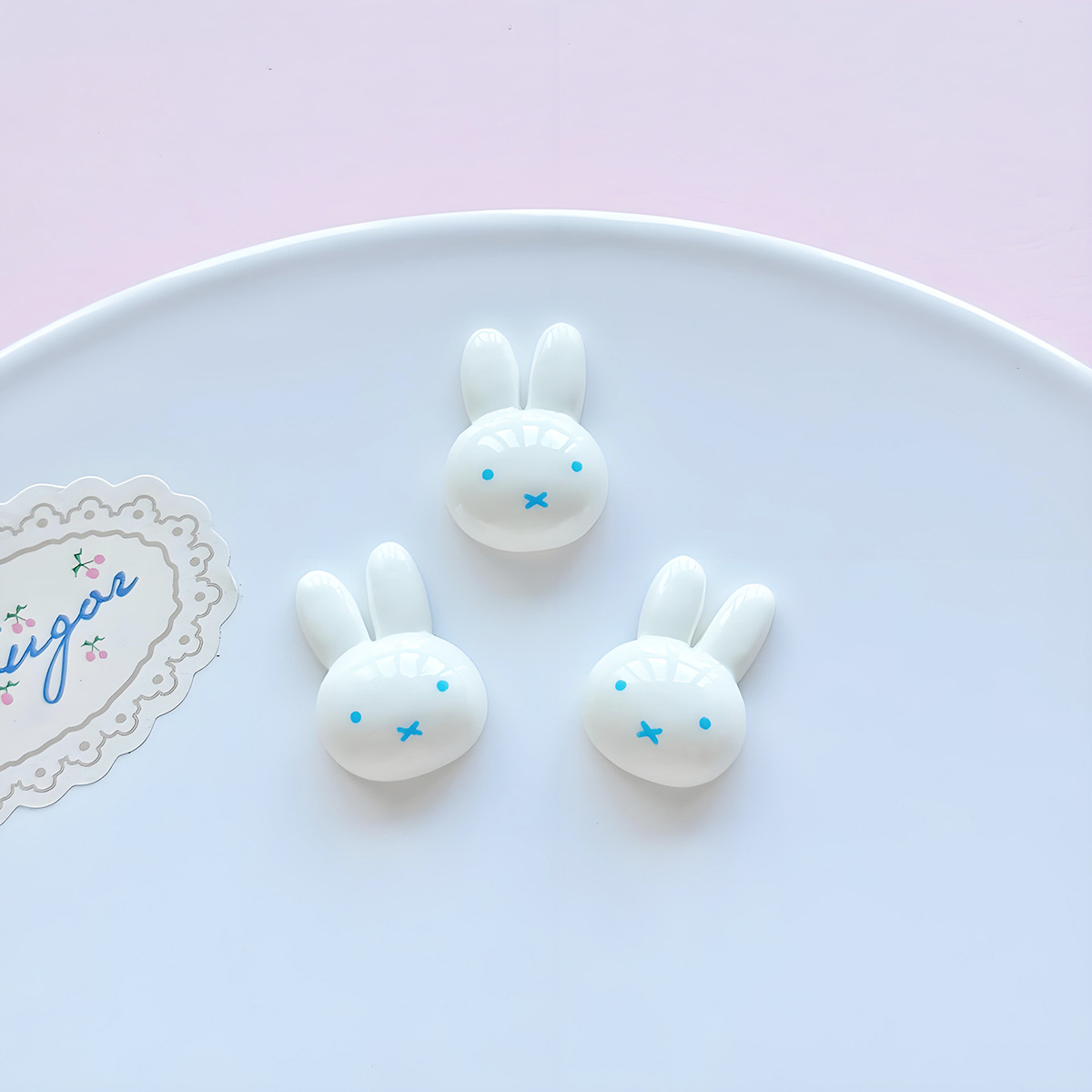 Petite tête de lapin à bouche bleue 23*17mm
