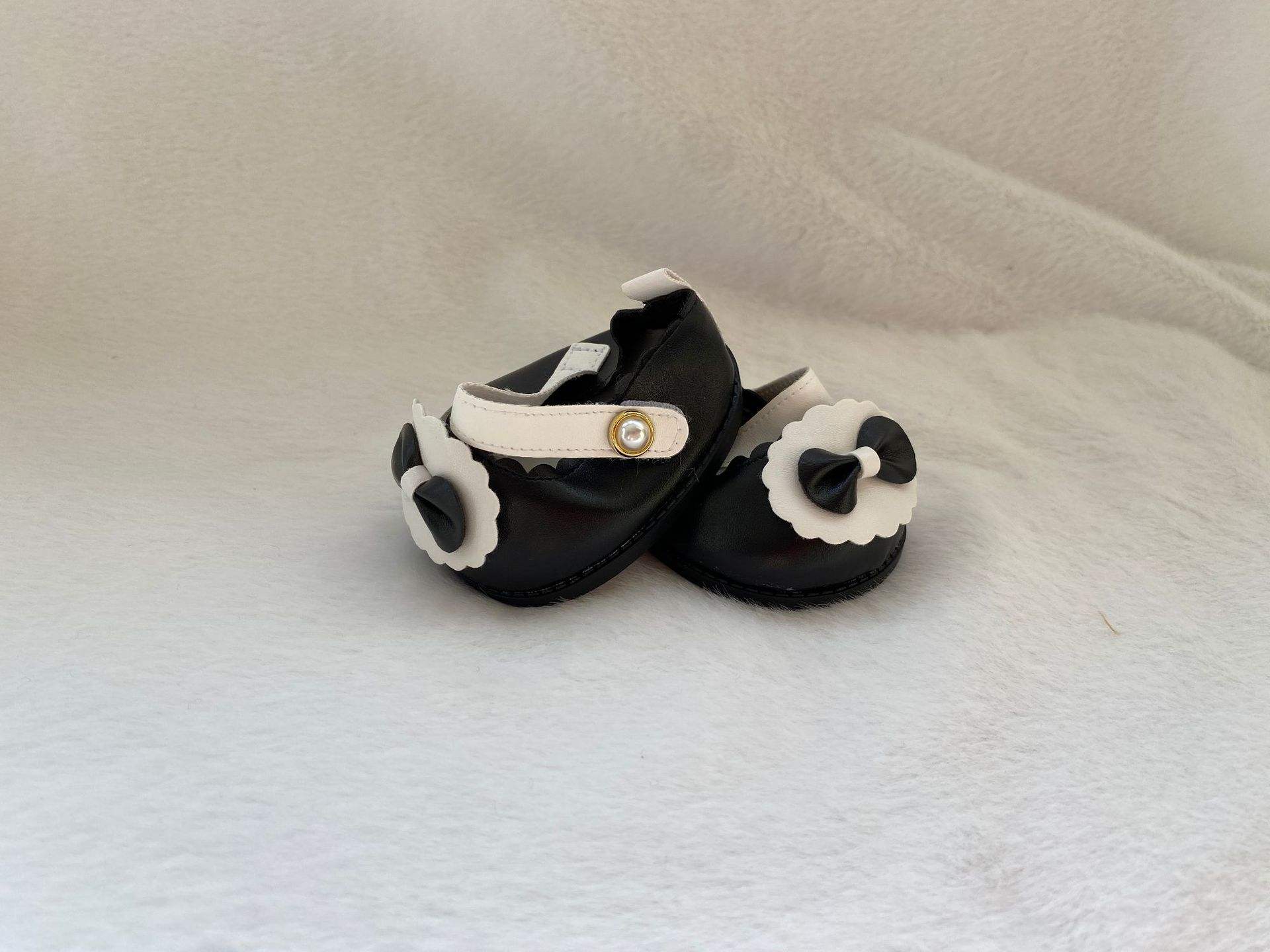 Chaussures à nœud noir