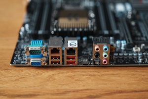X13SRA-TF ซ็อกเก็ตเดี่ยว LGA-4677 W-3X00 W790 DDR5 PCIe 5.0 M.2 10GbE TPM - Product Image 4
