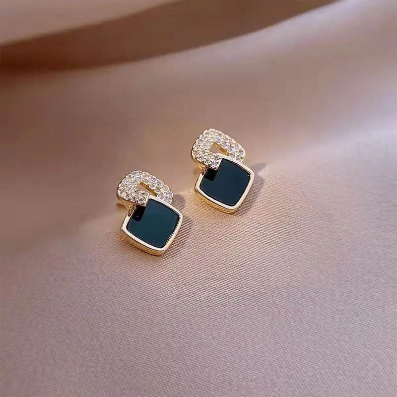 Boucles d'oreilles carrées géométriques en émail noir clair de luxe 2023, boucles d'oreilles en Zircon High Sense pour femmes, bijoux de mode coréenne, cadeau