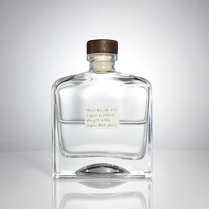 Phổ biến nhất rỗng hình vuông rượu tinh thần 250ml 500ml siêu Flint Kính Vodka Gin Whisky Tequila chai với nút chai - Product Image 2