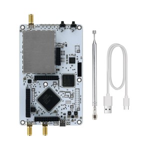 Hamgeek HackRF V2.0.x 1 R10C 1MHz-6GHz ซอฟต์แวร์กำหนดเมนบอร์ดวิทยุ MAX2837พร้อมเสาอากาศ - Product Image 1
