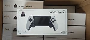 M25ポータブルレトロ4.3インチIPSスクリーン128G Emuelecハンドヘルドゲームコンソール<span class=keywords><strong>2</strong></span>コントローラー有線接続ビデオゲームプレーヤー