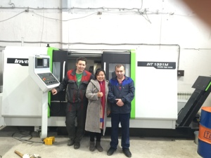 Pequeño de torneado y fresado CNC torreta máquina de torno con eje C en directo de la herramienta - Product Image 5