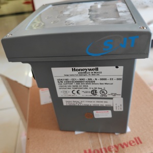 Analizador de entrada múltiple Honeywell UDA2182, Analizador de conductividad y PH, DO, ORP y entrada dual, disponible en stock, UDA2182-PH1-NN2-NN-N-00C0-EE - Product Image 1