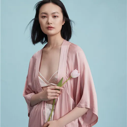 2021 Lingerie Trendi Kualitas Tinggi Bra Pakaian Tidur Dibuat Oleh 100% Sutra Murbei Murni untuk Wanita dan Anak Perempuan