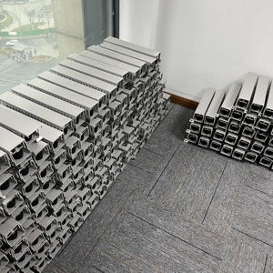 Copper <strong>Busbar</strong> Grounding System Earthing <strong>Busbar</strong> Support 800A with Cable Trunking - Product Image 6