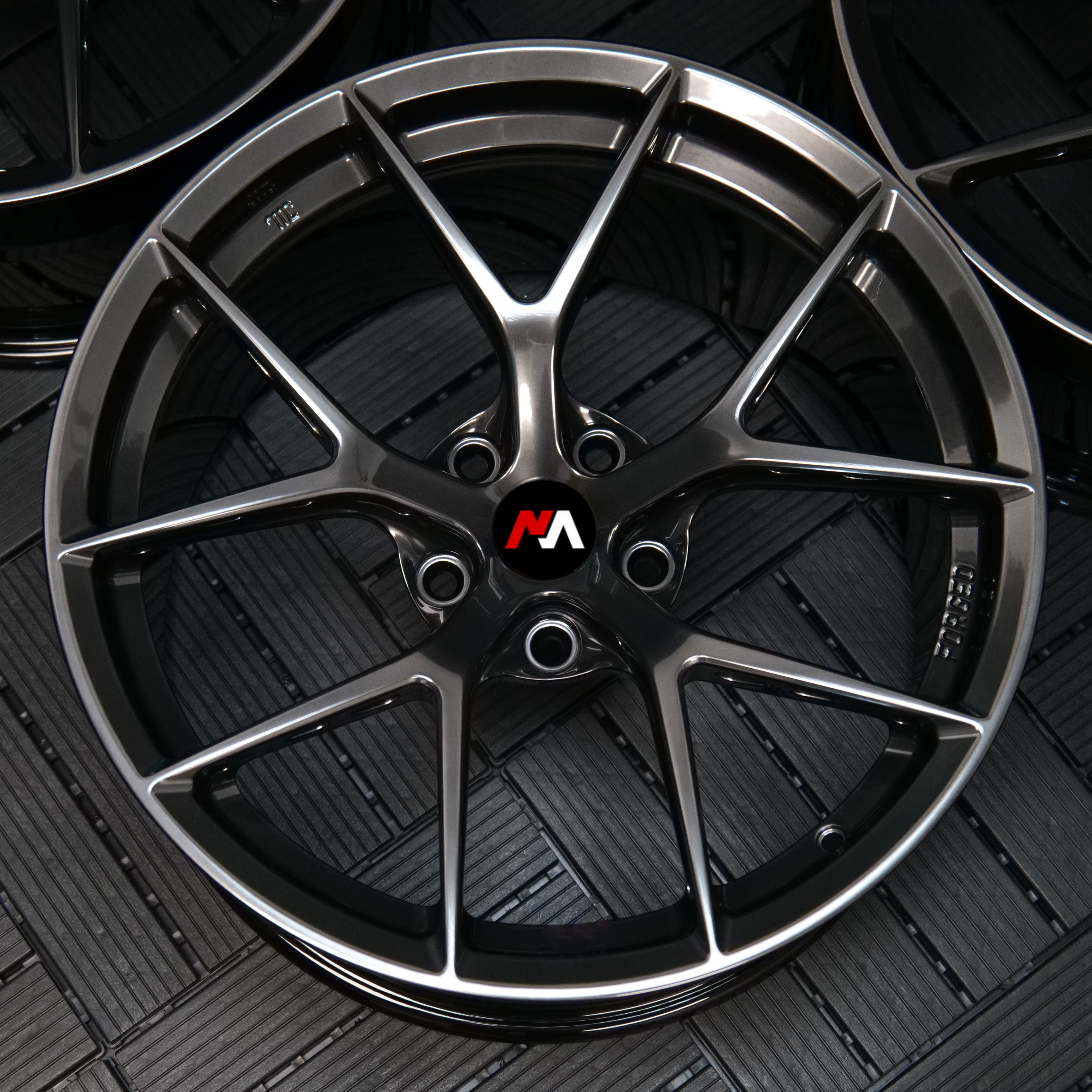 Diamond Black