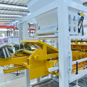 Macchina per la produzione di mattoni Semi automatica per la produzione di blocchi di cemento materiale da costruzione di alta qualità - Product Image 6