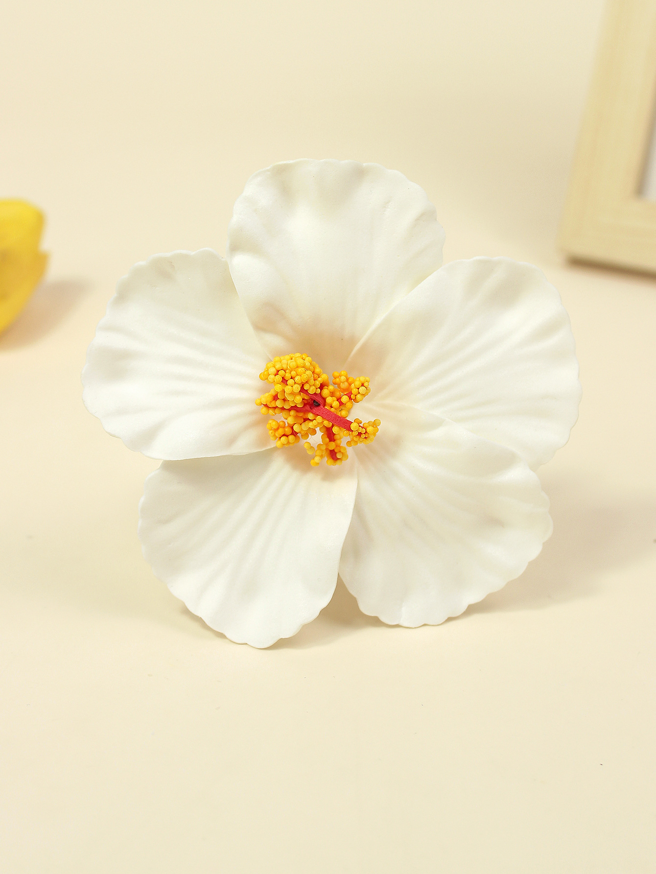 2#white hairpin