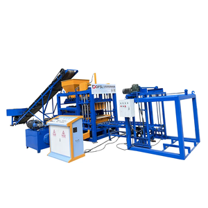 Máquina automática de bloques de enclavamiento, máquina de fabricación de bloques huecos de 220V, bomba PLC, componentes de núcleo de motor, hormigón crudo - Product Image 3