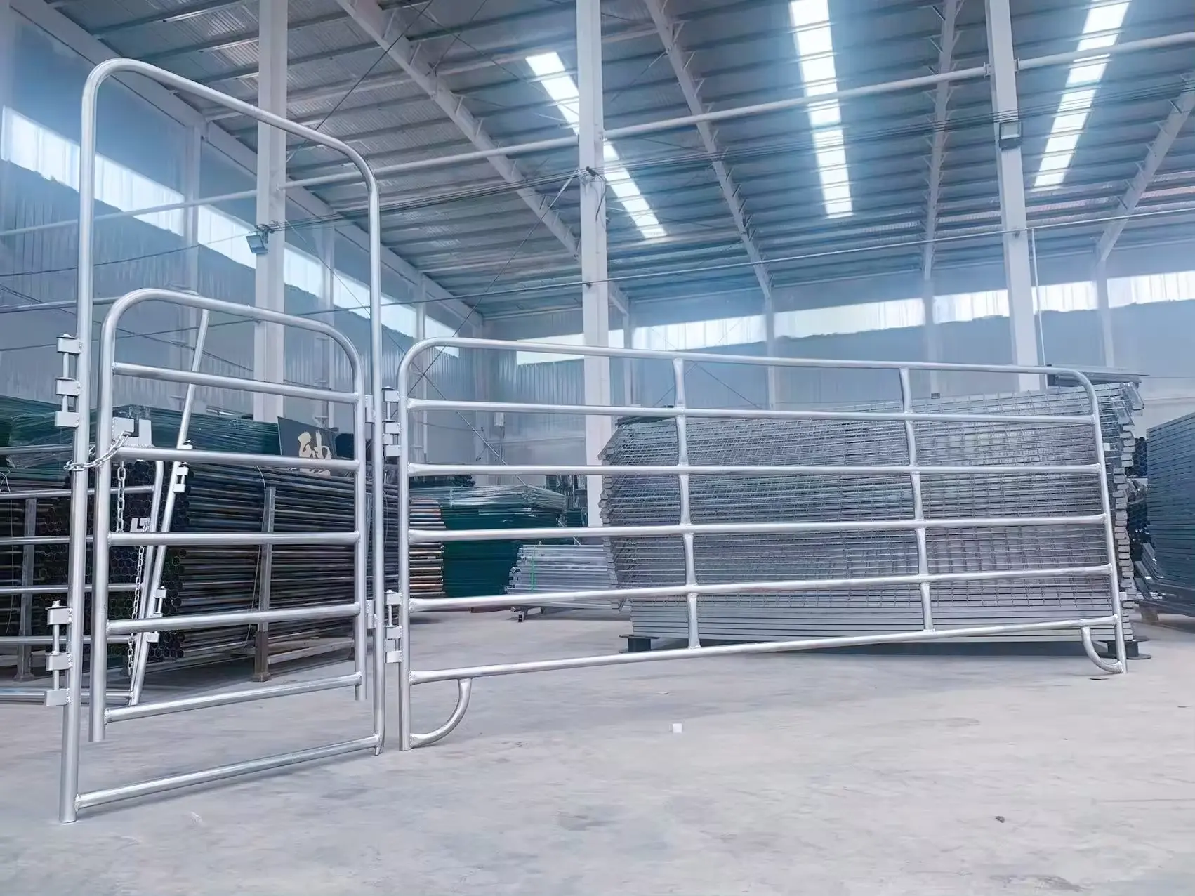 Gegalvaniseerde 6ft 12ft Zware Gebruikte Metalen Paardenafrasteringspanelen/Ronde Penpanelen Vee-Panelen/Paarden Corral Panelen