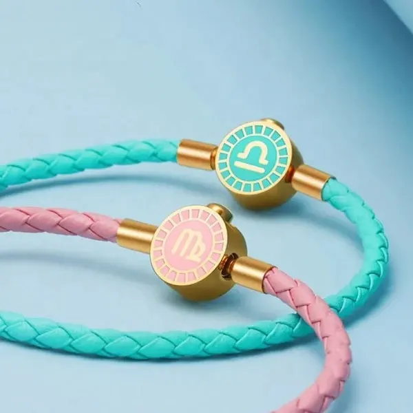 Nuovi gioielli zodiacali creativi braccialetti in vera pelle regolabili con ciondoli in acciaio inossidabile dorato per le donne