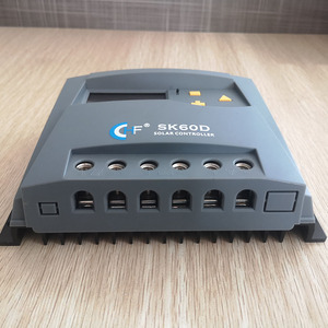 12v 24v 36v 48v 60a PWM Dc太阳能充电控制器自动最大功率点跟踪多负载工作模式控制器 - Product Image 2