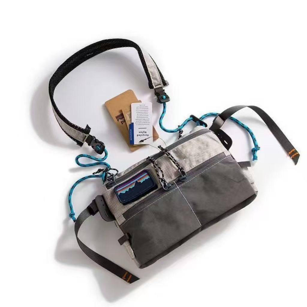 สีเทาเข้ม