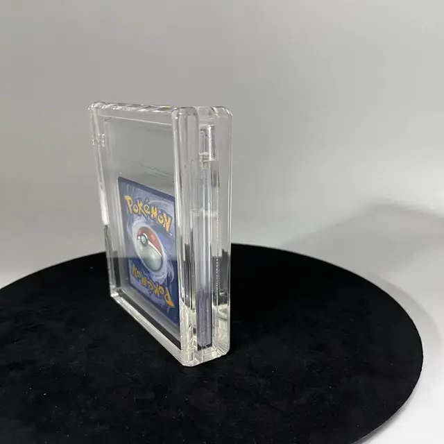 Ultrasonic 35PT 55PT Plástico Acrílico Esportes Graded Card Slab Trading Card Caso stand titular Para Pokemon Card Slabs