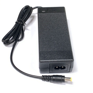 24V 2.5A AC/DC电源适配器100-240V输入台式顶部开关电源60w输出，用于笔记本电脑网络设备
