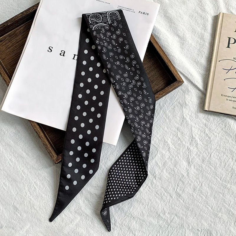 Noix de cajou à pois noirs