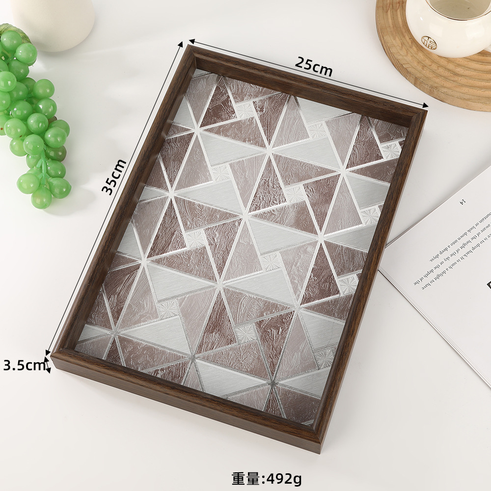 ถาดลายตารางขนาดกลาง 25*35 ซม.