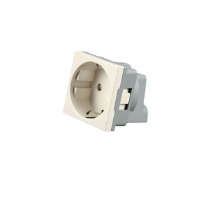 Doppelwandige deutsche Steckdose für den Außenbereich Wasserdichte Steckdosen abdeckung mit EU-Stecker Standard für die Verwendung im WiFi-Netzwerk - Product Image 4