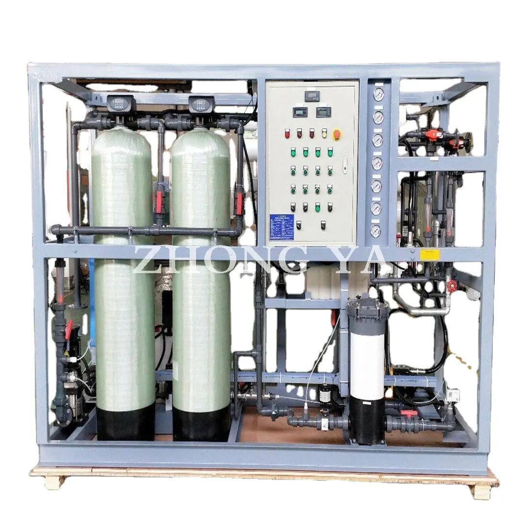 Machines de traitement de l'eau du système d'osmose de l'usine de RO de dessalement d'eau de mer d'énergie solaire pour boire de navire