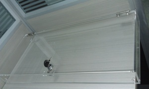 Phổ biến thời trang chất lượng cao pha lê Wall Mount Acrylic Violin/gitar lưu trữ Trường hợp với khóa và thép không gỉ linker - Product Image 5