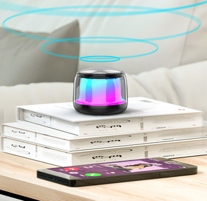 Taşınabilir şeffaf kılıf derin bas parti kablosuz Mini yuvarlak renkli RGB LED yanıp sönen ışık su geçirmez BT hoparlör - Product Image 2