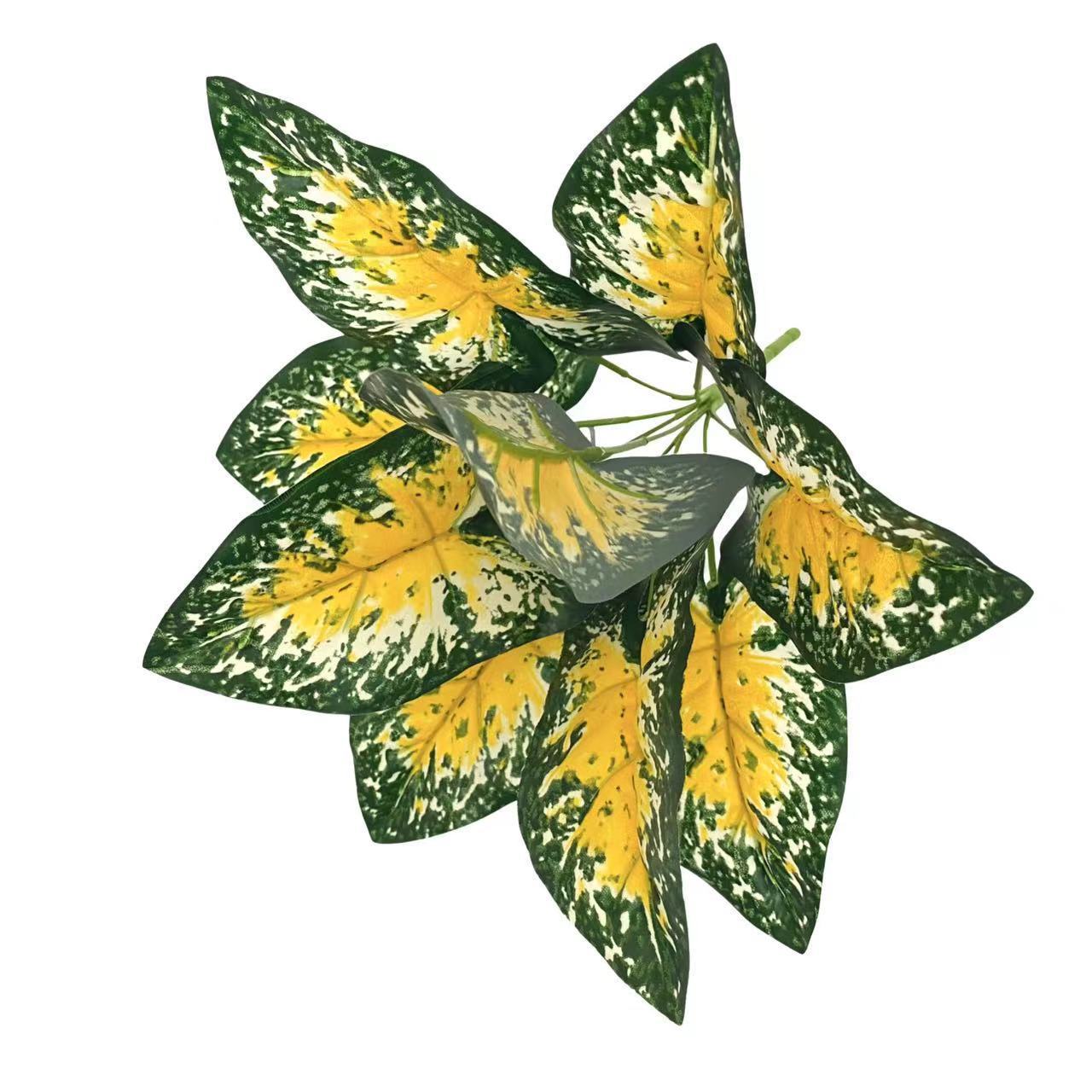 9-head horseshoe lotus yellow core