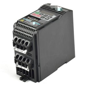 MicroMaster nuevo y original, controlador de programación PLC de 213-6BA40 de 213-6BA40 Stock en almacén - Product Image 1