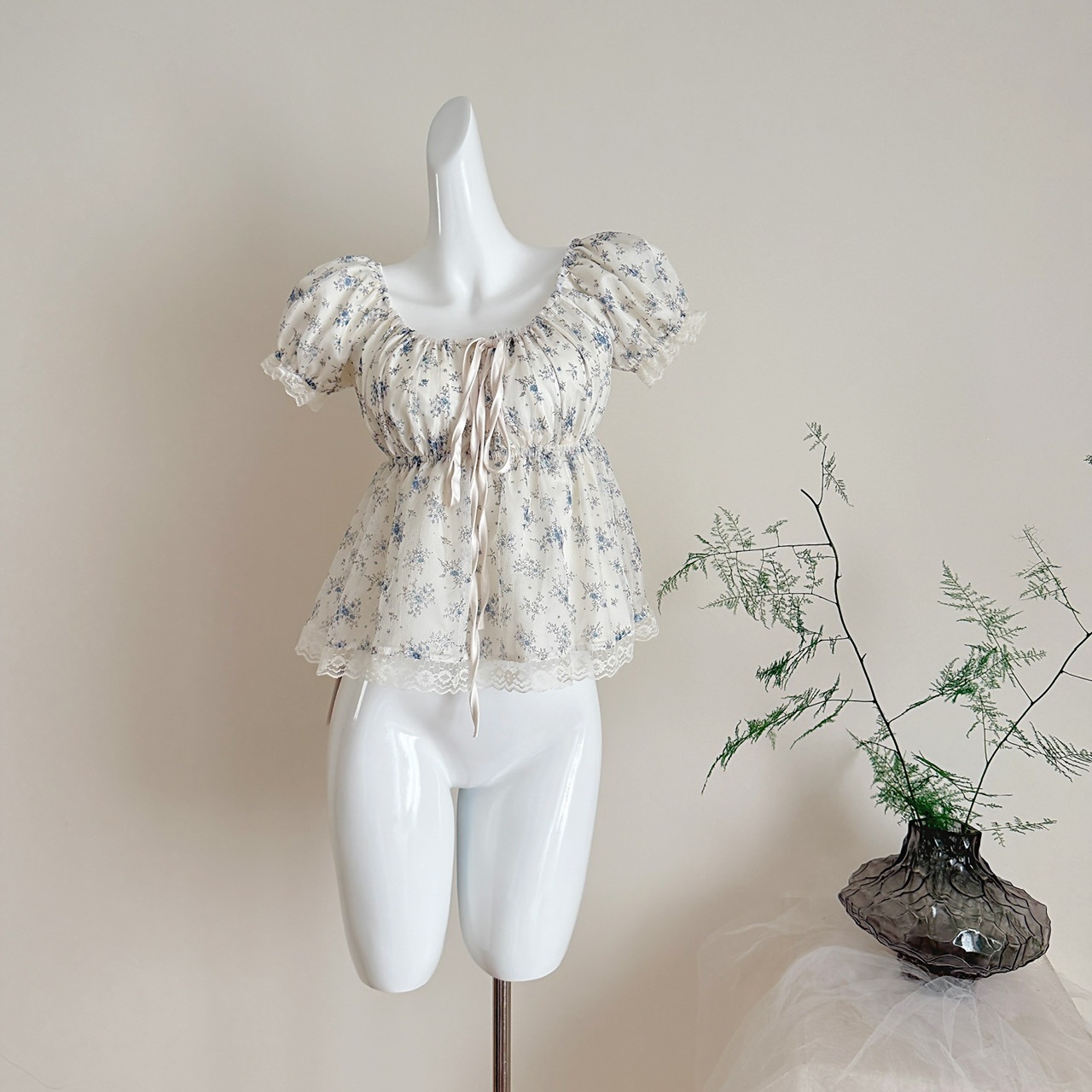 Floral top