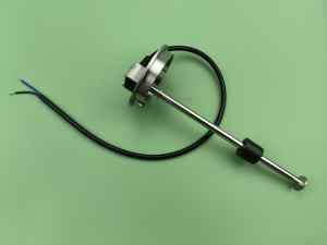 Sensor de nivel de líquido avanzado magnetostrictivo confiable Aplicaciones industriales Sensor de nivel excepcional de alta precisión - Product Image 4