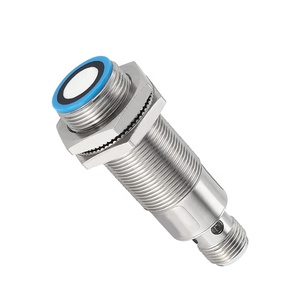 Sensor ultrasónico M18 con salida analógica de 0-10V 4-20mA y función síncrona de rango de 1m