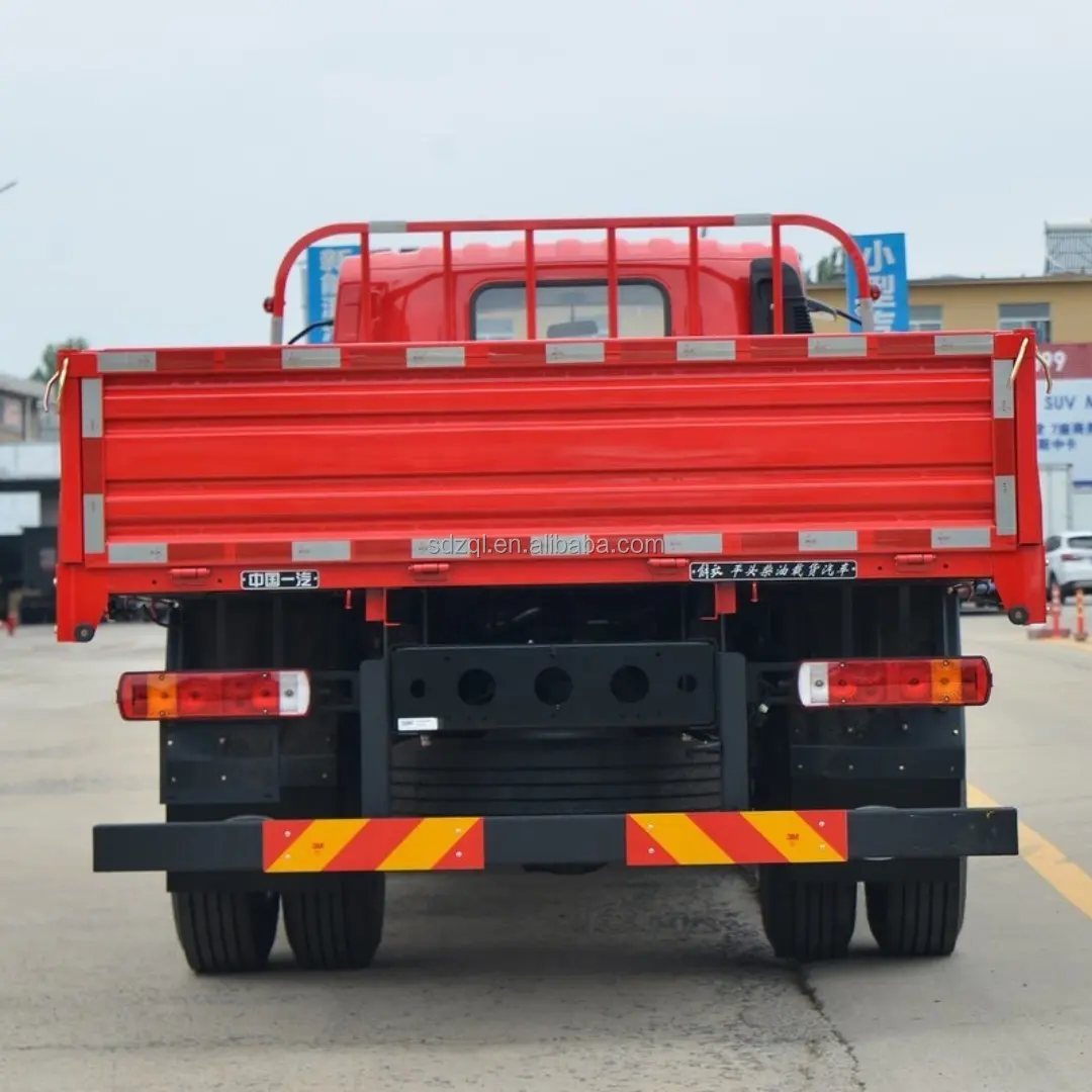 China Berühmte FAW Marken 8 Tonnen Beladen flachbett LHD-Lkw zu verkaufen