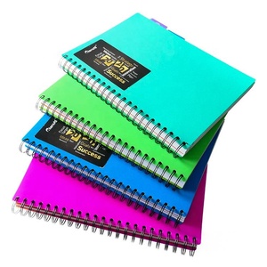 Cuaderno A4 de encuadernación en espiral, cubierta de PP con impresión personalizada, 200 hojas, cuaderno con bolsillo, barato, 5 colores - Product Image 3