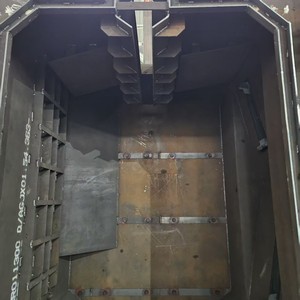 Factory Outlet High Quality 45KW Steel Deck Derusting Hook Type Automatic Shot Blaster Hanger Shot Blasting Engine Motor Pump - Product Image 5