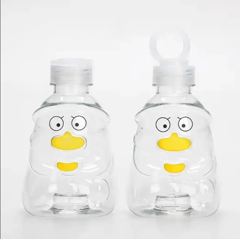 Groothandel Beschikbaar Verschillende Maten Food Grade Cartoon Design Pet Sapflessen Voor Sapdrank 500Ml