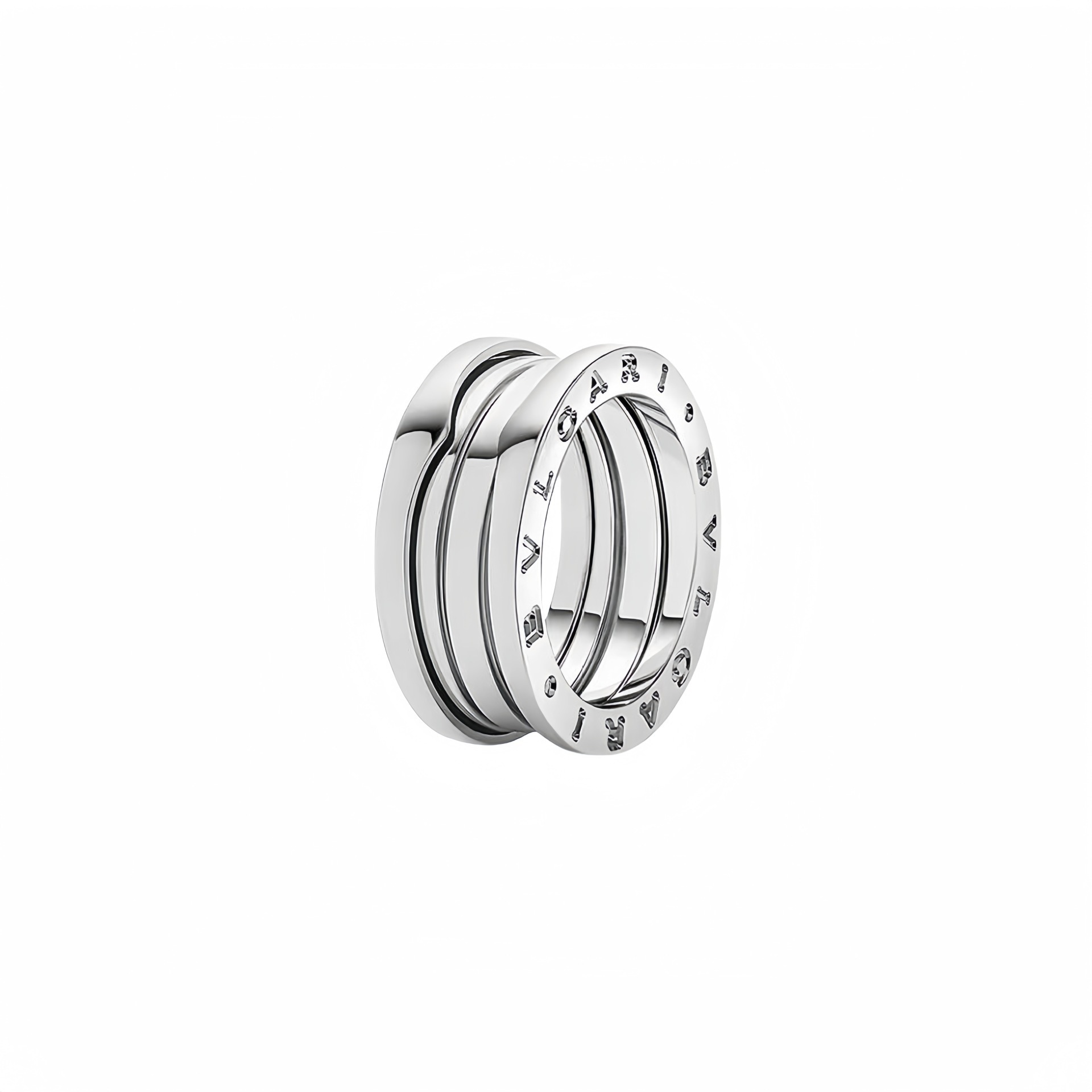 Muelle de plata de tres anillos.