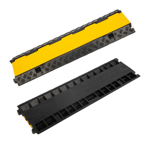 ปลอกหุ้มสายไฟพีวีซี3ช่องกันน้ำได้เร็วกระแทกได้แผ่นยาง - Product Image 1