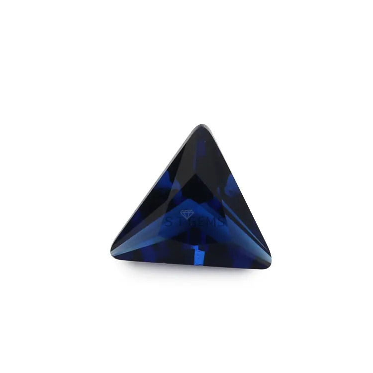 Espinela sintética Color azul, piedra de vidrio, faceta, triángulo, cristal cortado