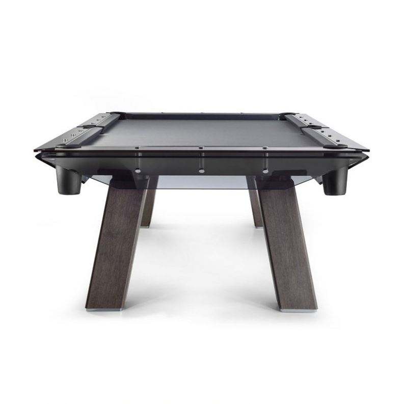 Vidrio negro y madera marrón oscuro